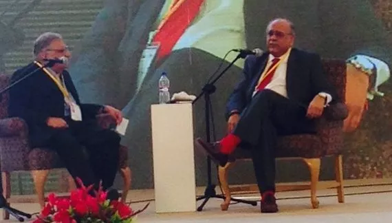 najam sethi at karachi literature festival 2015 najam sethi at karachi literature festival 2015