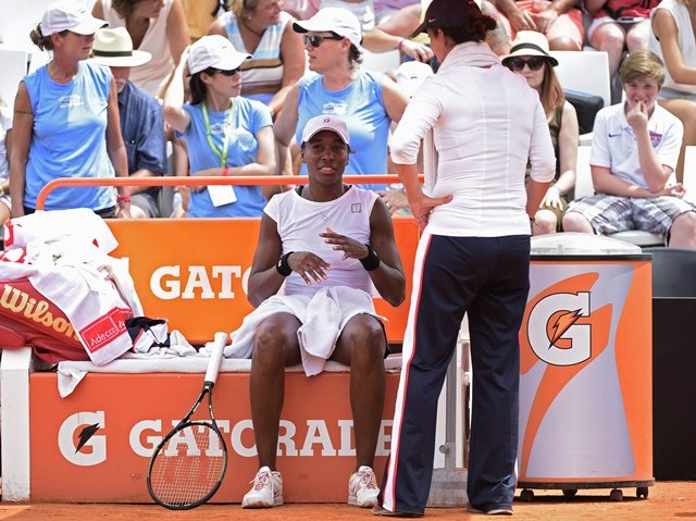 serena williams and sister venus helped the us to a 4 1 victory over argentina in the fed cup photo afp