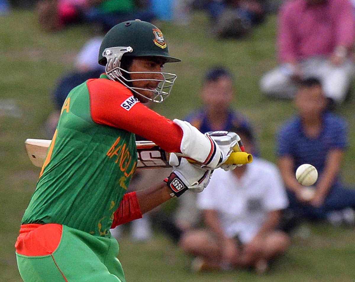 bangladesh batsman tamim iqbal plays a shot during a one day international warm up cricket match between pakistan and bangladesh at blacktown sports park in sydney on february 9 2015 photo afp