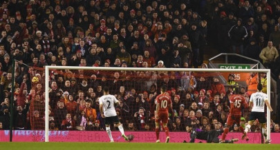 super mario strikes balotelli ends drought as liverpool down tottenham 3 2