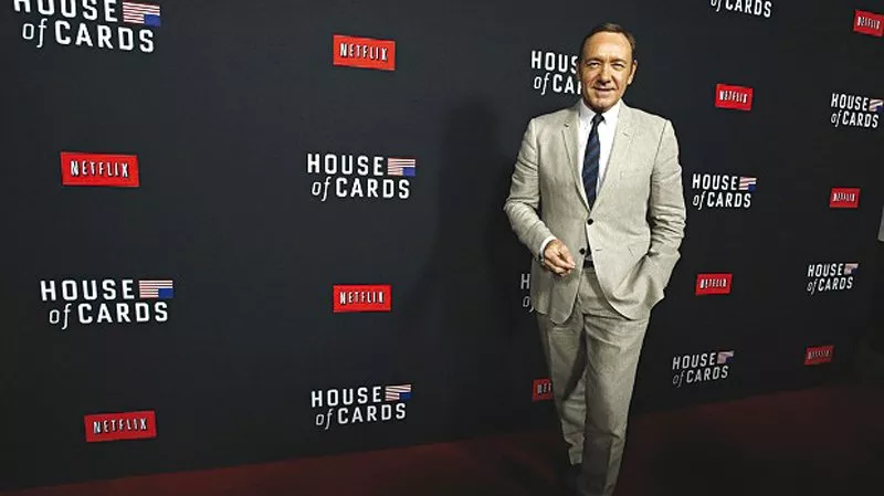 more than 55 000 tweets about the show were sent in the hour after the new episodes appeared online photo reuters more than 55 000 tweets about the show were sent in the hour after the new episodes appeared online photo reuters
