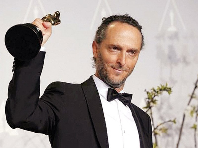 emmanuel lubezki poses with his award for best cinematography for his film gravity at the 86th academy awards in hollywood photo file emmanuel lubezki poses with his award for best cinematography for his film gravity at the 86th academy awards in hollywood photo file