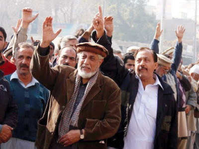 shia leaders demand city be handed over to army