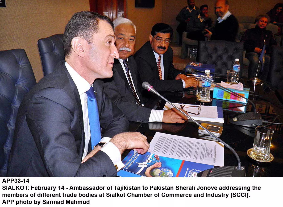 ambassador of tajikistan sher ali jononov addresses a meeting at the scci on saturday photo app ambassador of tajikistan sher ali jononov addresses a meeting at the scci on saturday photo app