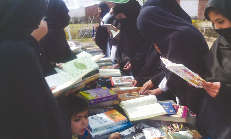 students flocked the stalls sifting through titles on different subjects photos mureeb mohmand express