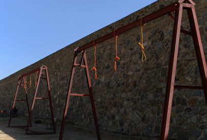 bangladesh orders top ji leader to hang fuelling unrest