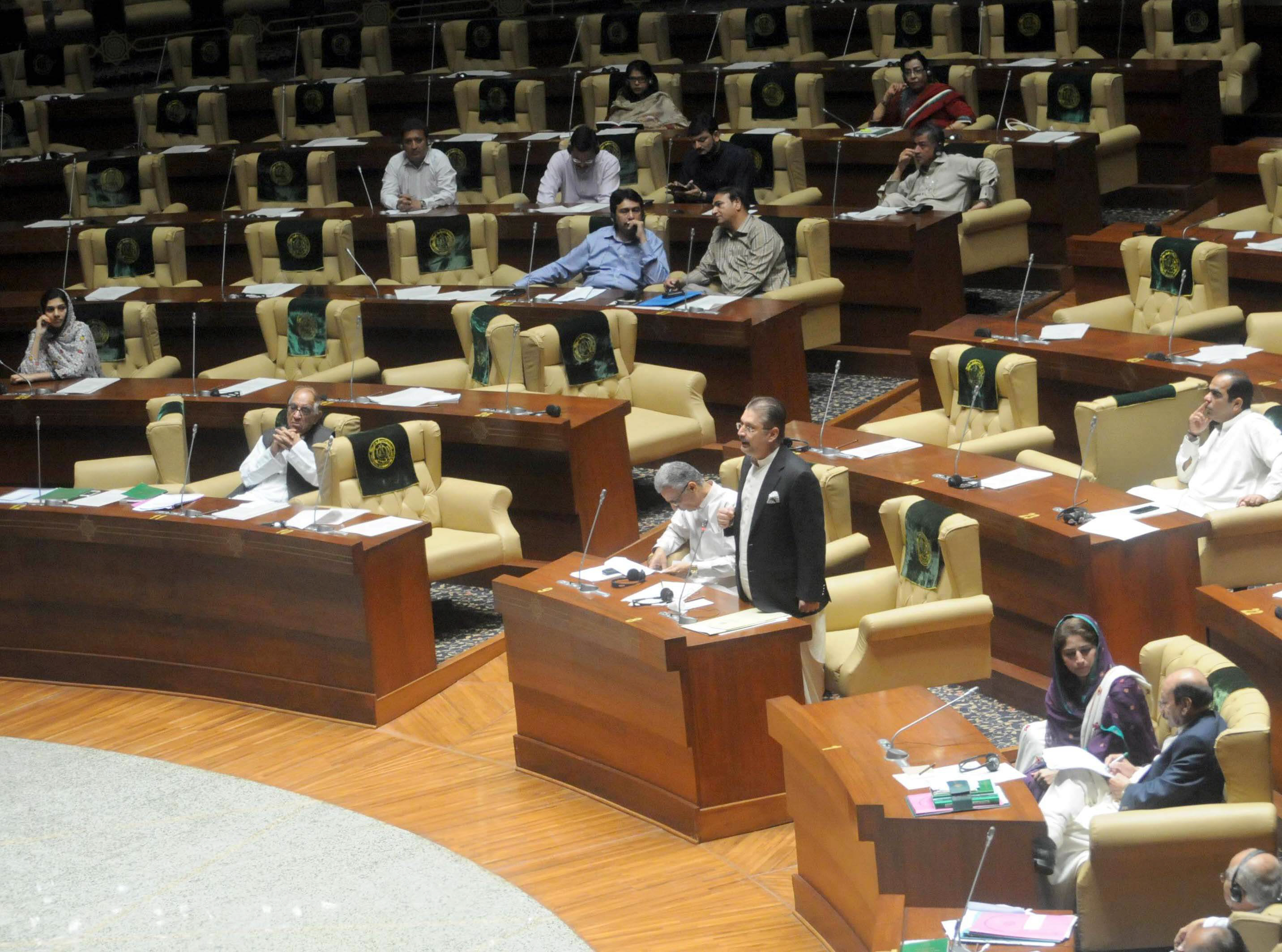 sharjeel memon speaks during the sindh assembly session on friday february 20 2015 photo rashid ajmeri express