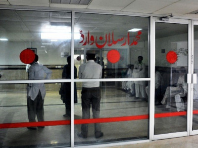 public health shaikh zayed faces paramedics strike