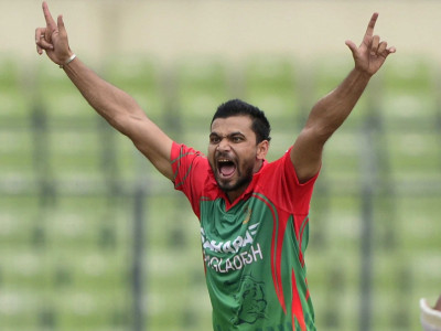 bangladesh s mortaza eyes sri lanka scalp