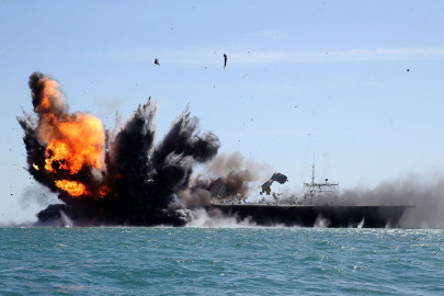 iran blows up us aircraft carrier in fresh naval exercises in strait of hormuz