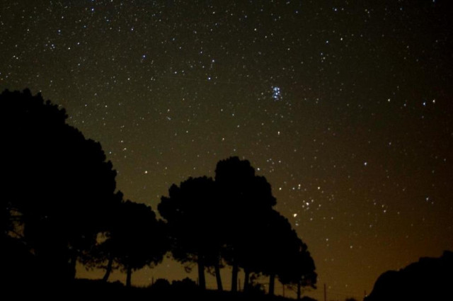 astronomers said wednesday they had detected an quot impossibly large quot and ancient black hole that challenges theories about how these phenomena grew in the early universe photo afp