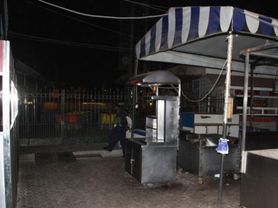 quality control kmc health dept collects food samples from dolmen mall