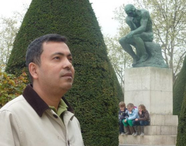 avijit roy founder of mukto mona free mind blog site suffered machete blows to the head photo avijit roy 039 s facebook page avijit roy founder of mukto mona free mind blog site suffered machete blows to the head photo avijit roy 039 s facebook page