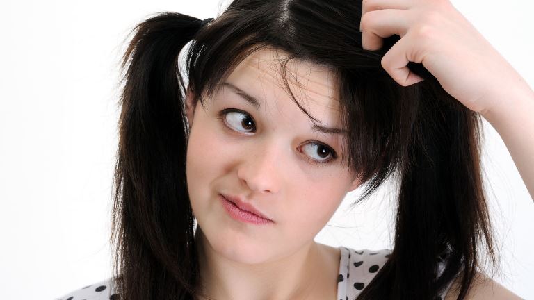 7 remedies for an itchy scalp
