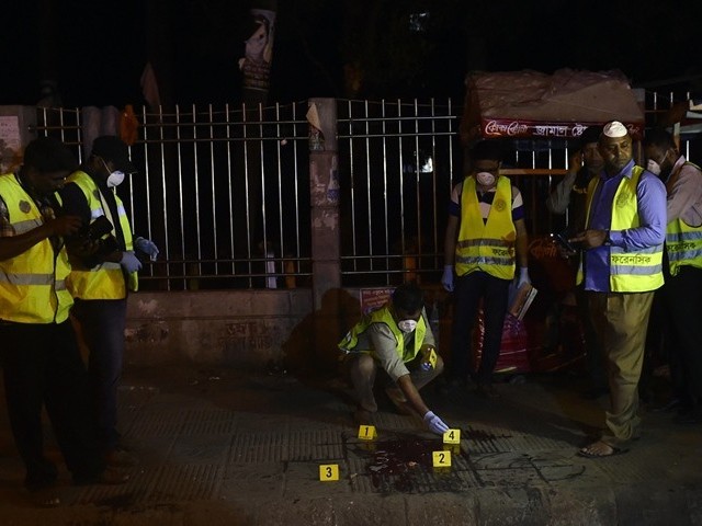 forensics police investigates the site where us blogger of bangladeshi origin was hacked to death in dhaka on february 27 2015 photo afp