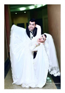 egyptian couple hosts islamic state themed wedding