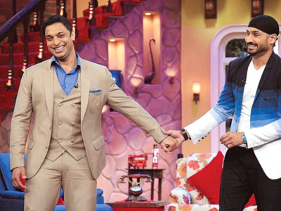 the rawalpindi express goes off the track the rawalpindi express goes off the track