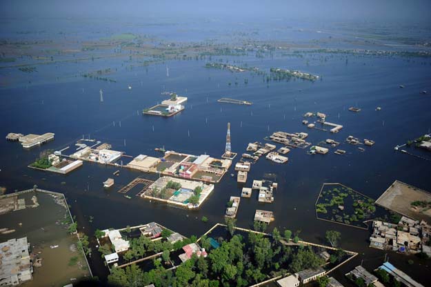 based on weather updates received from the pakistan meteorological department pmd instructions have been issued to all district offices of pdma to be ready for a possible emergency situation due to torrential rain photo afp