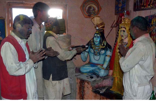 families visited temples and offered special prayers for the departed souls of aps martyrs photo ppi