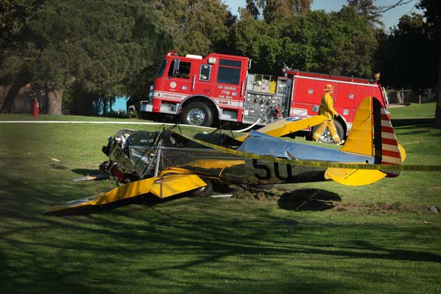 the small plane owned by us actor harrison ford is seen after crashing at the penmar golf course in venice california photo afp