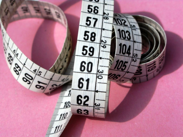 a study shows that women lose more weight during summer time a study shows that women lose more weight during summer time