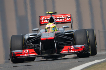 mclaren braced for troubled start