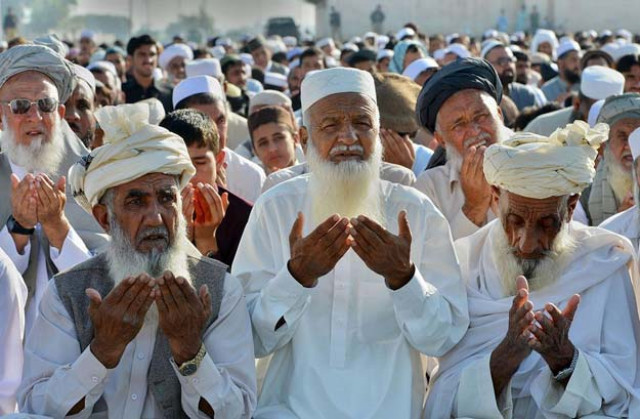 as per the provincial government s plan houses are to be constructed on the land between peshawar islamabad motorway and gt road photo afp as per the provincial government s plan houses are to be constructed on the land between peshawar islamabad motorway and gt road photo afp
