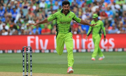 de villiers wicket pumps up sohail khan