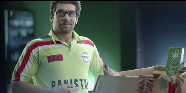 mauka man dons a pakistani jersey screen grab