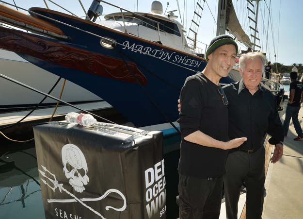 in this october 18 2014 file photo director writer sam simon l and actor martin sheen r pose during the christening of sea shepherd 039 s newest vessel named after the actor at a ceremony in marina del rey california