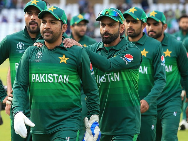 pakistan 039 s captain sarfaraz ahmed leads his team off of the pitch after winning the 2019 cricket world cup group stage match between england and pakistan at trent bridge in nottingham on june 3 2019 photo afp pakistan 039 s captain sarfaraz ahmed leads his team off of the pitch after winning the 2019 cricket world cup group stage match between england and pakistan at trent bridge in nottingham on june 3 2019 photo afp