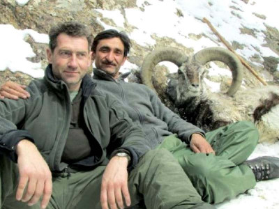 trophy season g b reports biggest hunt of blue sheep yet trophy season g b reports biggest hunt of blue sheep yet