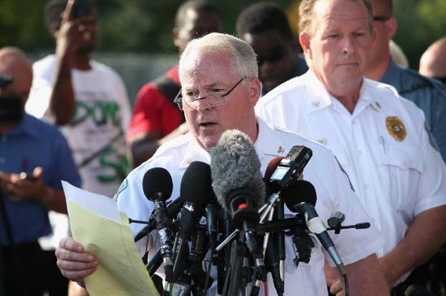 ferguson police chief thomas jackson announces the name of the police officer responsible for the august 9 shooting death of teenager michael brown on august 15 2014 in ferguson missouri photo afp