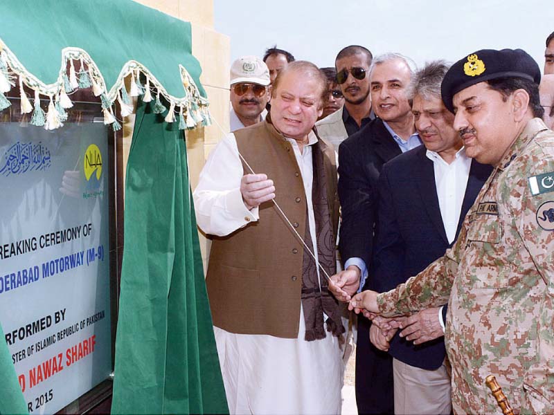 prime minister nawaz sharif unveils the plaque of m9 motorway photo app