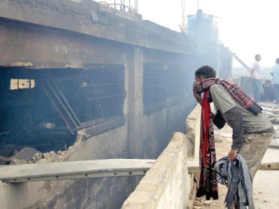 baldia factory fire retailer comes under fierce criticism