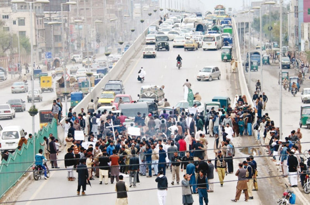 christians hold a protest on gt road photo muhammad iqbal express christians hold a protest on gt road photo muhammad iqbal express