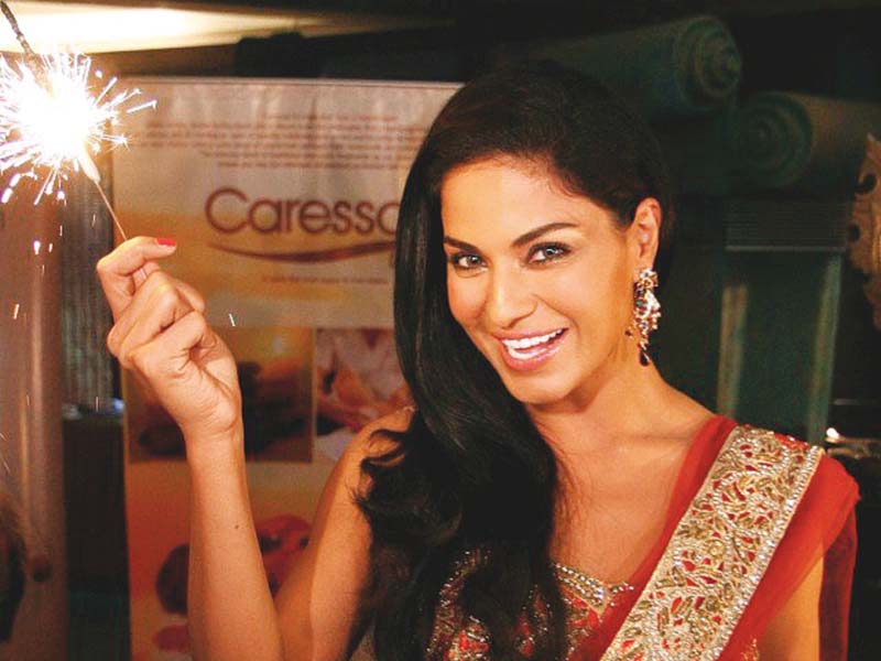 veena malik is impressed with the quality of films being made in pakistan photo file