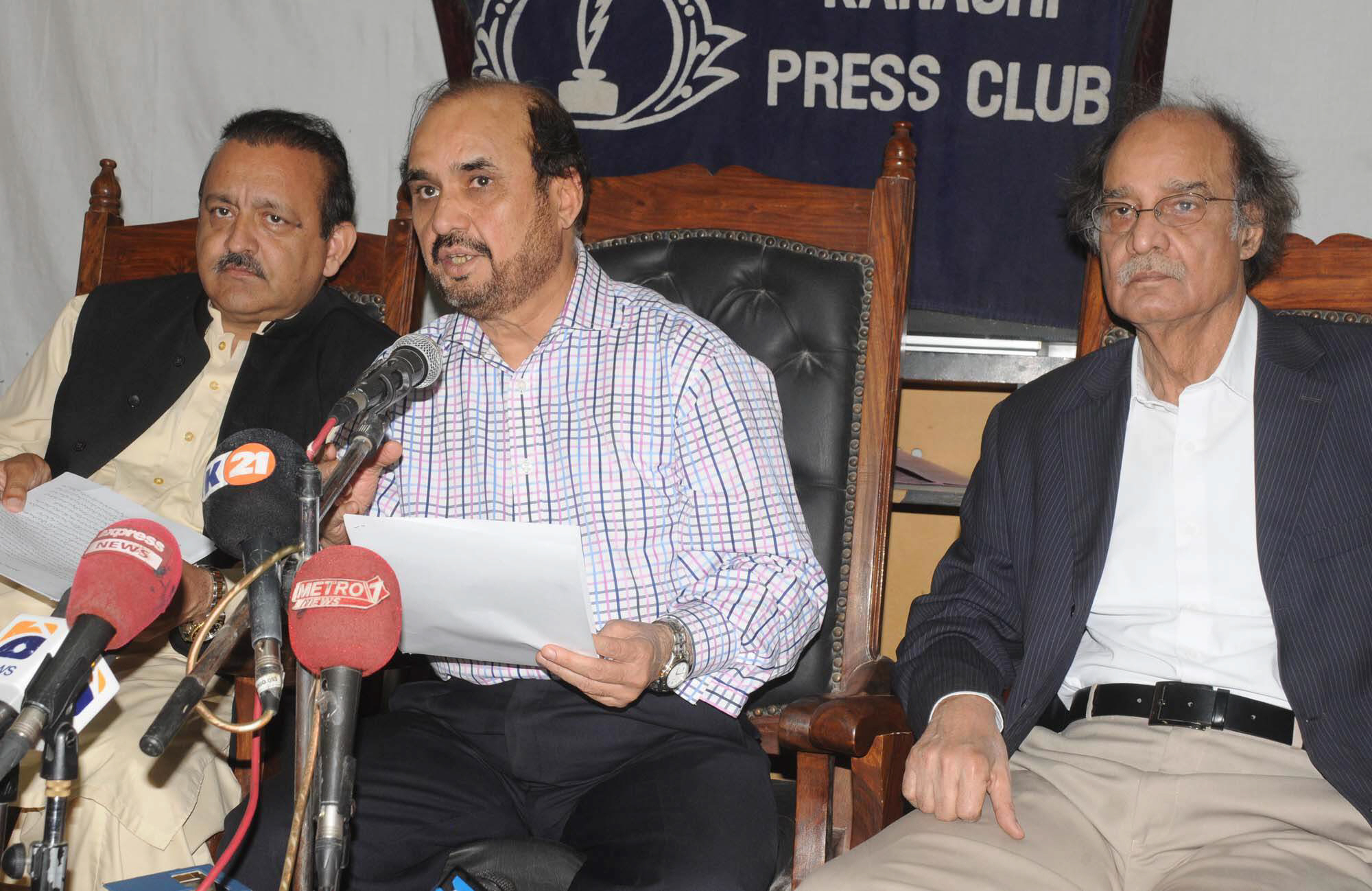 the programme was announced by aalmi mushaira 039 s convener mehmood ahmed khan in a press conference at karachi press club on monday photo mohammad saqib express