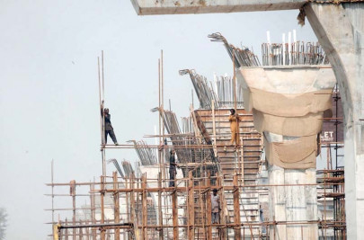 pak russia ties big room for enhancing trade says envoy