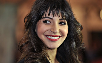cheat your way to anushka sharma s full lips