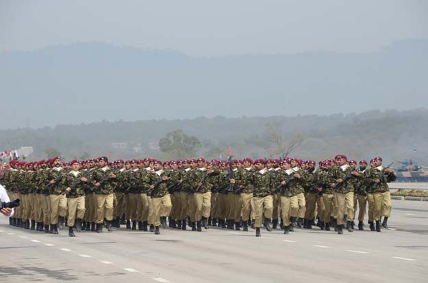 personnel of army ssg march past during full dress rehearsal of pakistan day parade photo app