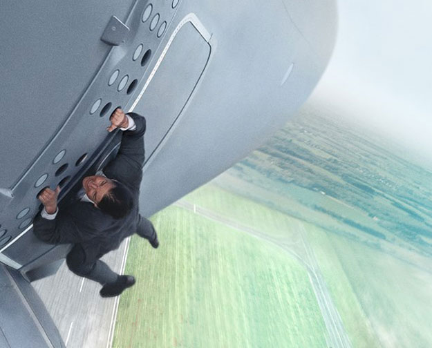 tom cruise as ethan hunt in mission impossible rogue nation photo courtesy paramount pictures