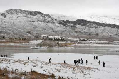 tourists flock quetta s hanna lake tourists flock quetta s hanna lake