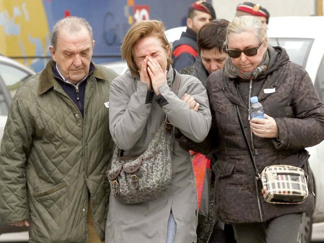family members of passengers killed in germanwings crash react at barcelona s el prat airport photo afp family members of passengers killed in germanwings crash react at barcelona s el prat airport photo afp