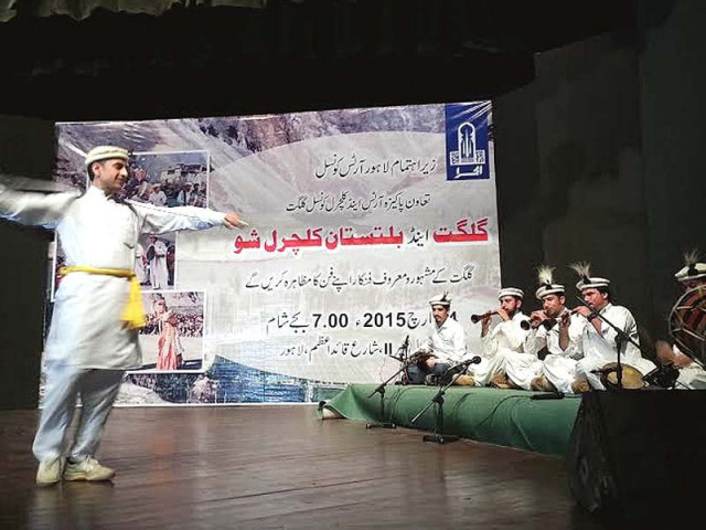 a few artists were performing in lahore for the first time revelling in the encouraging response they received from the city photos publicity a few artists were performing in lahore for the first time revelling in the encouraging response they received from the city photos publicity