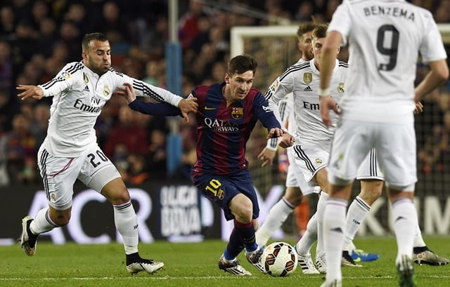 barcelona 039 s argentinian forward lionel messi r vies with real madrid 039 s forward spanish league football match fc barcelona vs real madrid cf at the camp nou stadium photo barcelona 039 s argentinian forward lionel messi r vies with real madrid 039 s forward jese l during the quot clasico quot spanish league football match fc barcelona vs real madrid cf at the camp nou stadium in barcelona on march 22 2015 photo afp