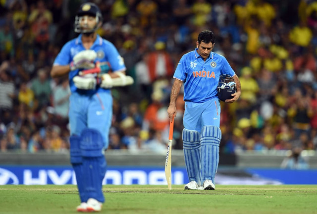 india 039 s captain mahendra singh dhoni r reacts after fellow batsman ajinkya rahane l was dismissed by australia during their 2015 cricket world cup semi final match in sydney on march 26 2015 photo afp india 039 s captain mahendra singh dhoni r reacts after fellow batsman ajinkya rahane l was dismissed by australia during their 2015 cricket world cup semi final match in sydney on march 26 2015 photo afp