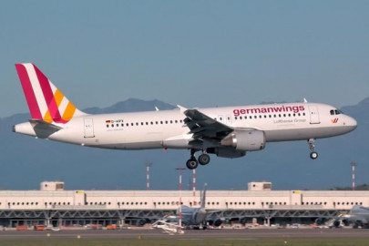 germanwings crash airline cockpit doors locked since 9 11 attacks