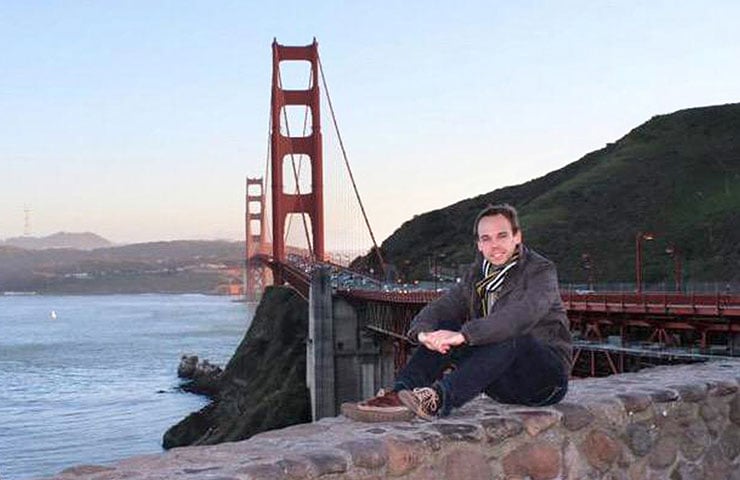 this picture circulating on the internet and social networks allegedly shows andreas lubitz posing in front of the golden gate bridge in california photo afp