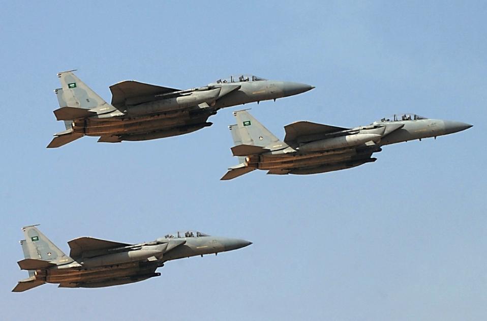 saudi arabia 039 s navy begins an operation to evacuate dozens of saudi and foreign diplomats from aden photo afp